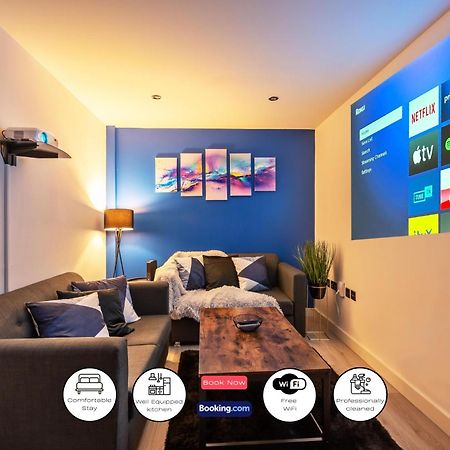 Spacious 1 Bedroom Apartment With 4K Cinema Experience By Green Haven Escapes In Bradford Bradford  Dış mekan fotoğraf